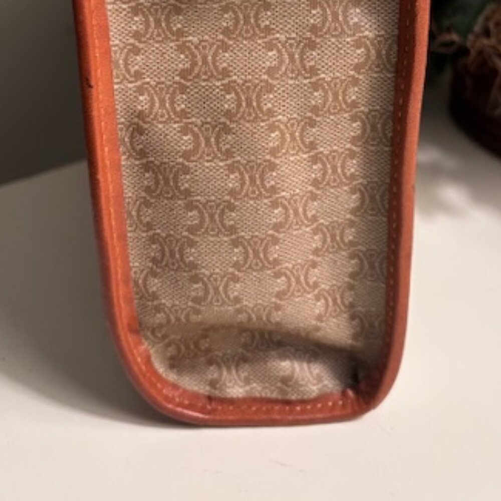 😘CLEAN😘 CELINE Triomphe Macadam Zip Around Document Pouch - Picture 10 of 15